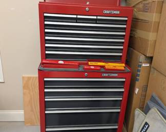 Craftsman rolling tool chest 