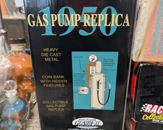 1950 Fire Chief gas pump replica