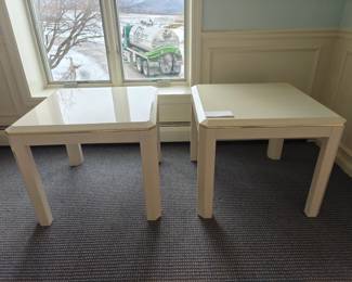 025	Set of 2 Bridgeford Side Tables	26" x 26" x 22"