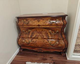 109	Bombay Style 3 Drawer Dresser	47" x 27" x 36"