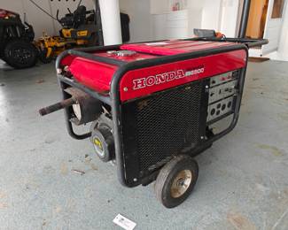 209	Honda ES6500 Generator	