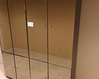 206	Mirrored Wardrobe	34" x 20" x 84"
