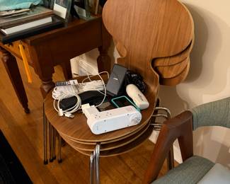 Mid century modern chairs 