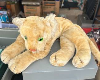 Vintage Steiff Lion