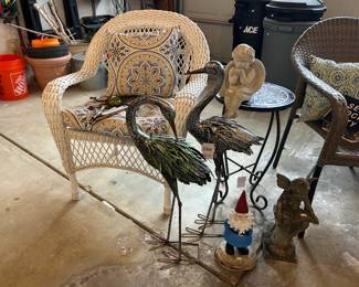 Outdoor Furniture, Metal Crane Bird Pair
