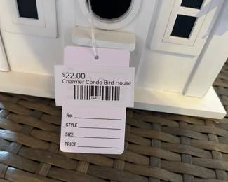 Charmer Condo Bird House 