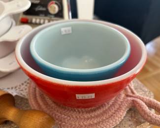 Mixing Bowls 