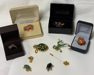 Brooches with Brand Gerrys Joan Rivers