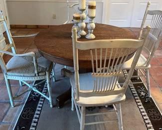 Traditional Round Table With 4 Chairs And Farmhouse Appeal