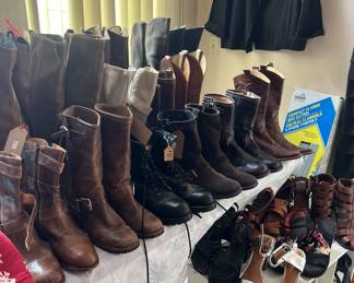 So many pairs great leather boots : women’s sizes7-8
