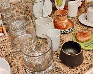 … more kitchen items 
