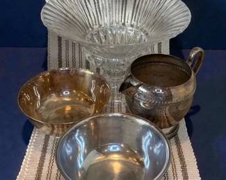 Large Footed Center Bowl Silverplate Serving Items