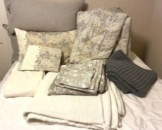 William Morris Home Queen Bedding