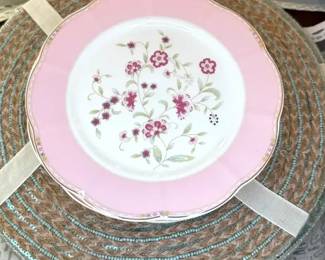 Grace Teaware Pink Corn Flowers Eight Inch Plates