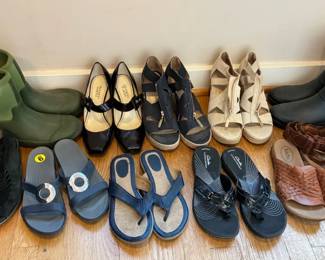 Womens Size 9 Shoes Smith  Hawken, Crocs And More