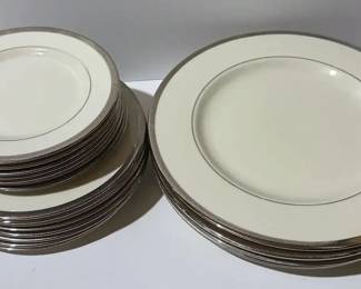 Theodore Haviland Shelton pattern China