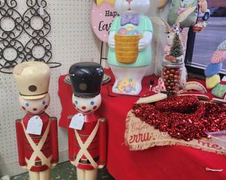 Vintage Christmas & Easter decor