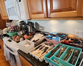 More kitchenwares and hollowware.