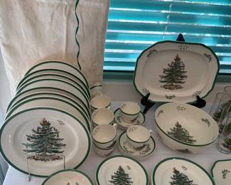 SPODE ENGLAND CHRISTMAS TREE
