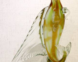 Mid-Century Modern Murano style art glass swordfish sculpture, a popular vintage style from Italy, 15".
This item can be shipped.