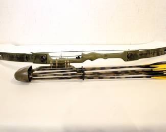 Black Bear model, Bear Archery compound bow. This item can be shipped.