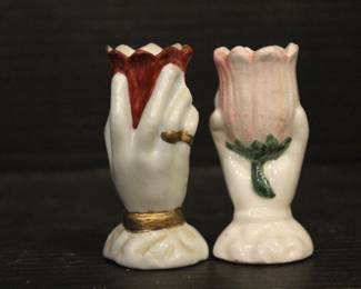 2 hand and flower porcelain vases, 3", in a lot with Hand-painted porcelain vase made in occupied Japan 9" tall
and a some floral vase made in occupied Japan 5" tall
These items can be shipped