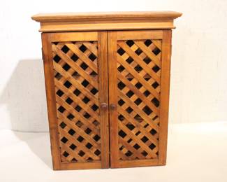 vintage wood cabinet 21" x 18" x 4".
This item can be shipped