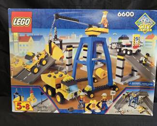 SH113Lego City Center 6600 Seal Has Been Broken