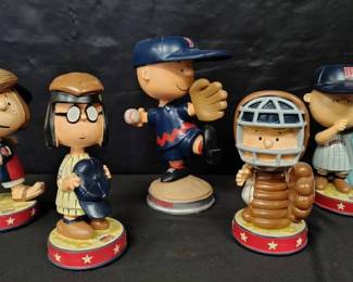 SH104Peanuts Forever Collectibles Baseball Edition 