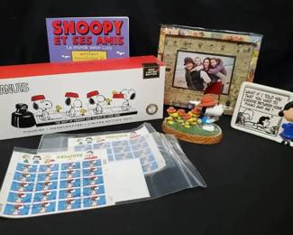 SH105Peanuts Postage Stamps And More
