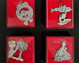 SH159Seagull Peanuts Christmas Ornaments