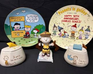 SH111Peanuts Collection Plates  Golfing Charlie Brown