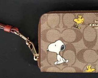 SH193Coach X Peanuts Long Zip Around Wallet