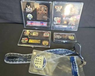 SH205New York Yankees Pins  Memorabilia 