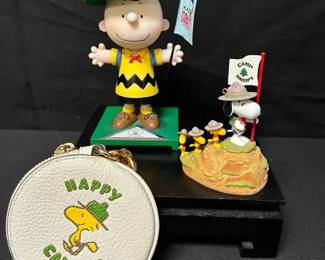 SH206Camp Snoopy Collectibles  Coach Coin Purse