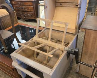 Interior paddles in the washing machine.