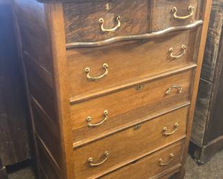 Oak highboy chest 2 over 4 drawer.