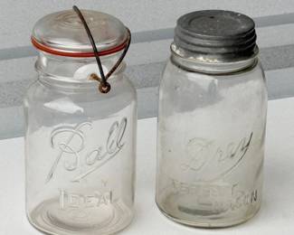 119 VintageBallGrayMasonJars