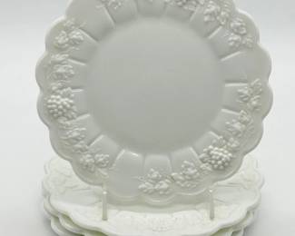 93 WestmorelandPaneledGrapeWhiteMilkGlassDinnerPlates