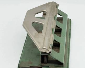 99 VintageBoorumPeaseHolePuncher