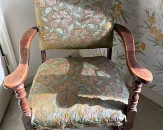 Vintage Rocking Chair 