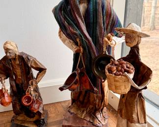 Paper Mâché Folk Art Figurines 