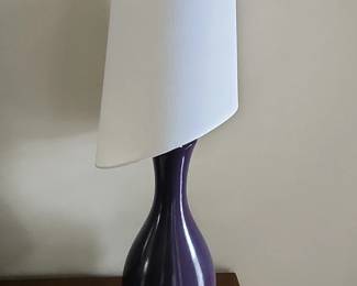 Qty purple lamps 