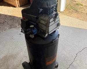 Central Pneumatic 21 Gallon Air Compressor