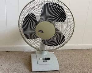 SMC Desk Fan Model TR12, 2001 Vintage