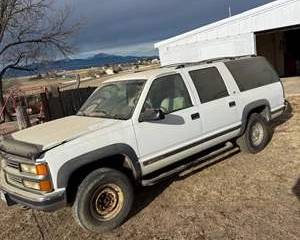 1994 Chevrolet Suburban 2500, 454 V8 7.4 Liter Engine, 199838 Miles