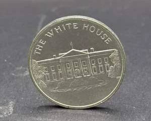 U.S. Presidential Seal and White House Commemorative Coin