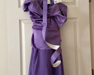 Size 16 handkerchief hem two piece dress with belt, new never worn