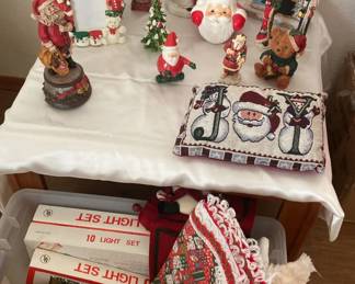 Ho Ho Ho Here Comes Santa