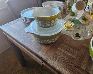 Great Pyrex sets